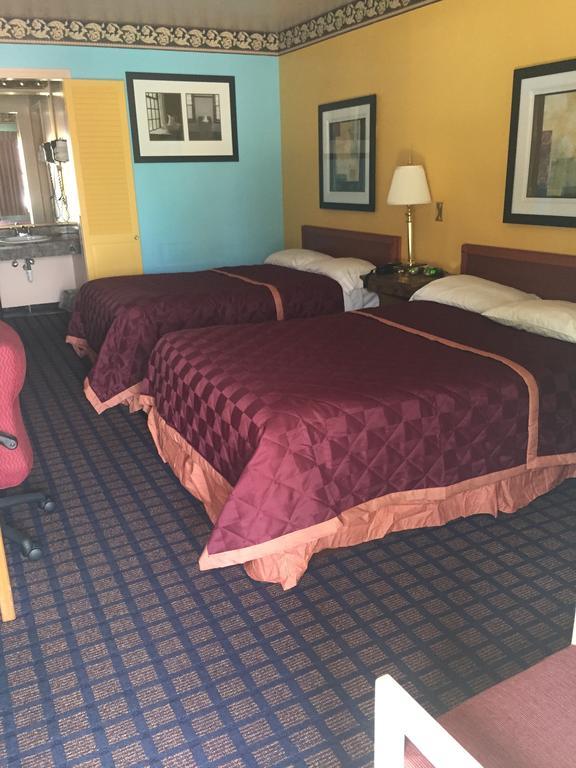 Norwalk Inn Dış mekan fotoğraf
